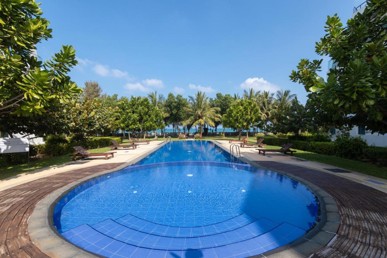 Oceanfront Condominium - נילבלי מראה חיצוני תמונה