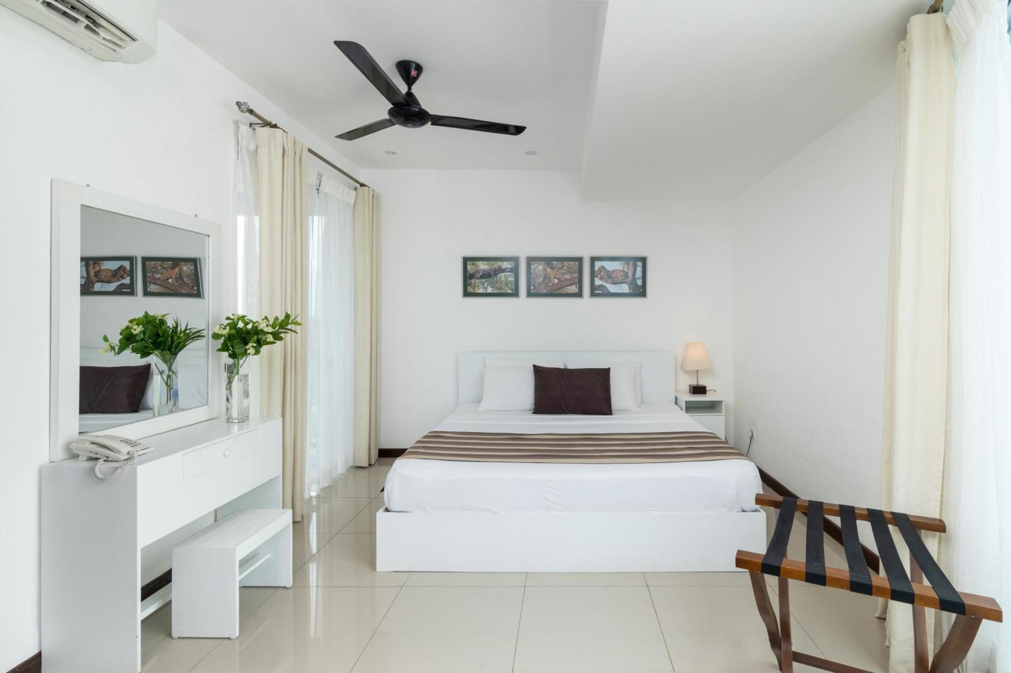 Oceanfront Condominium - נילבלי מראה חיצוני תמונה